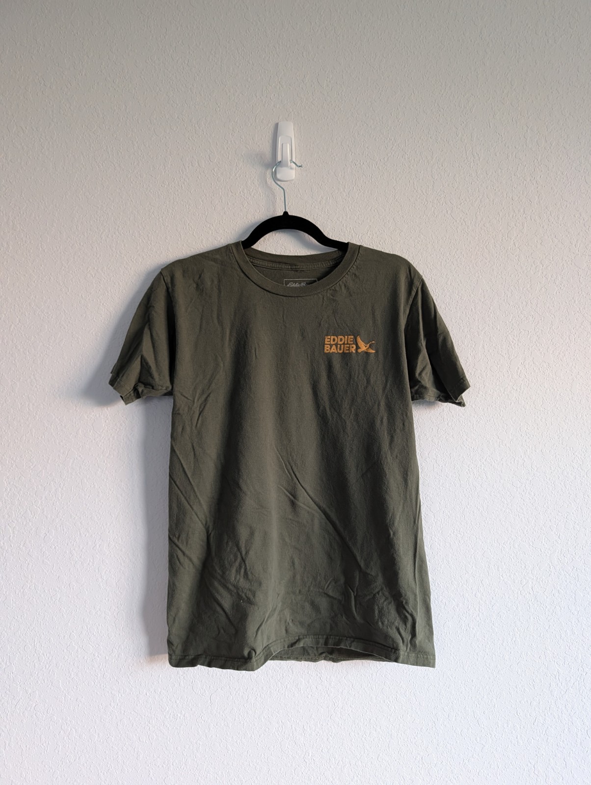 Eddie Bauer Bigfoot Graphic T-Shirt Medium M Green Sasquatch Tee