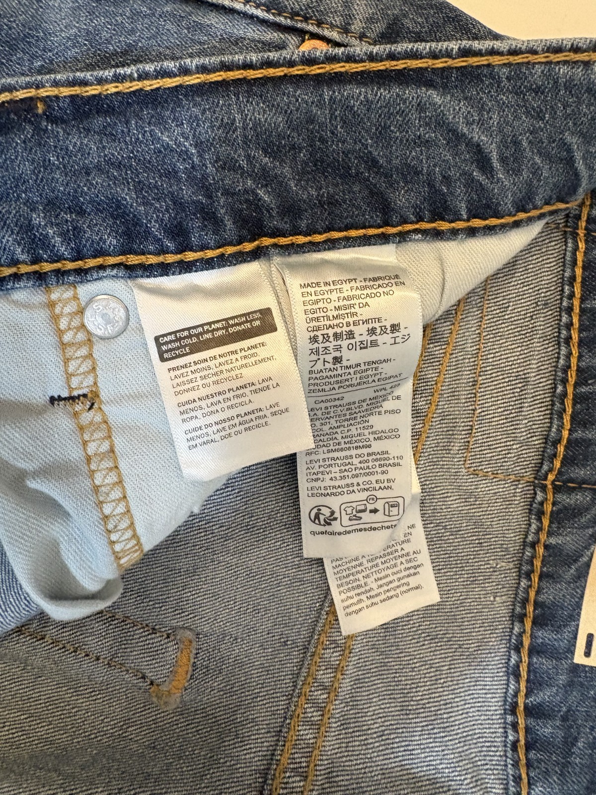 NWT-Levi’s Men’s 505 Regular Fremont Drop-Shot 34W x 30L