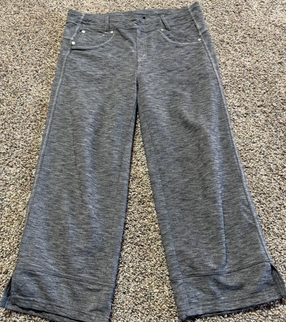 Kuhl Women’s Capri Leggings Size 8 Heather Gray Nylon Polyester Blend Mid Rise