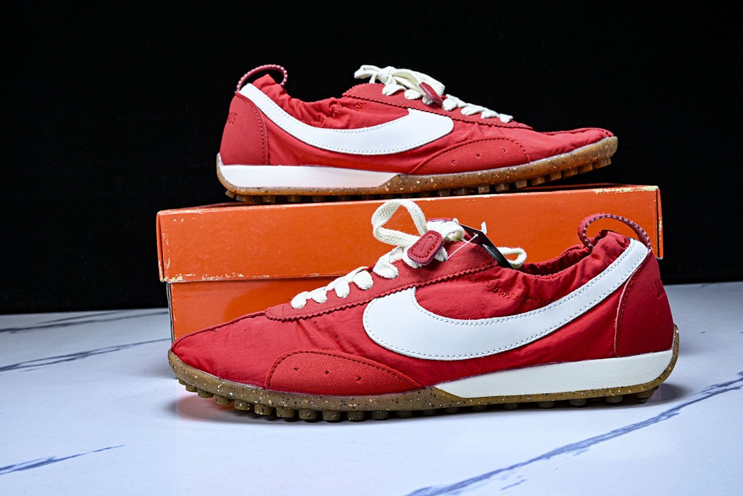 HV8547-600 N*ke Moon Shoe SP Jacquemus University Red Unisex Athletic Shoes Size