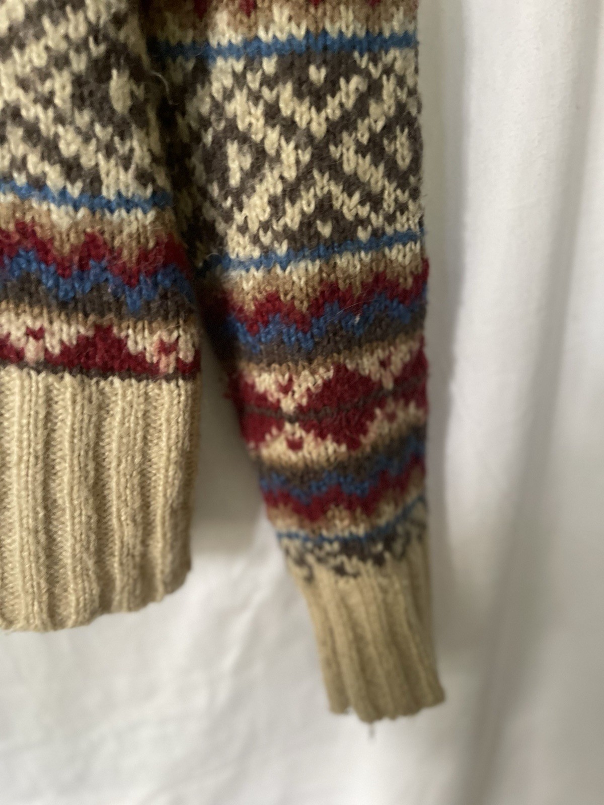 VINTAGE V-Neck Sweater Olive Cream Fair Isle Knit Preowned Medium Hand Wash Only