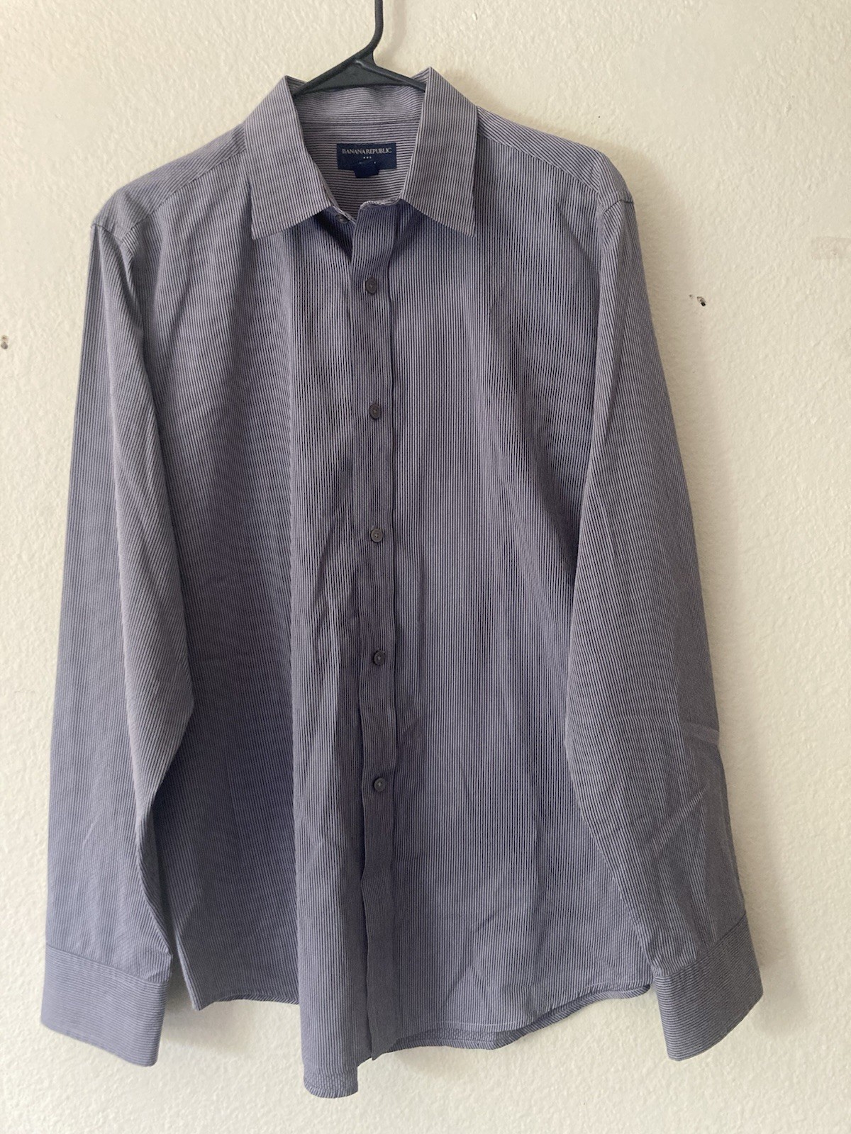 Banana Republic Slim Fit Shirt Men’s Size L Gray Pinstripe Long Sleeve Button