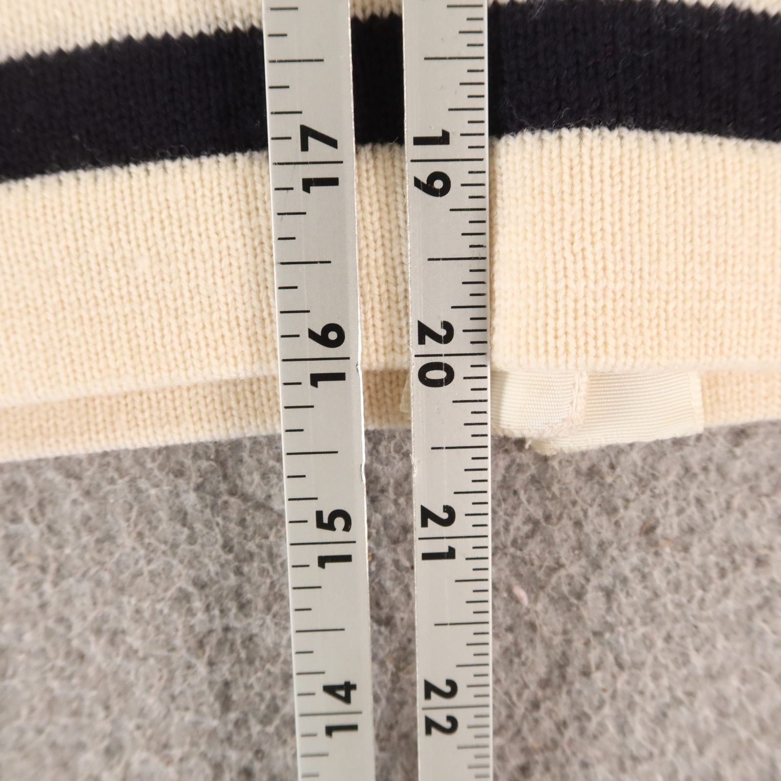 VTG Crombie Sweater Womens XL Beige Striped 100% Wool Cricket Sweater Varsity