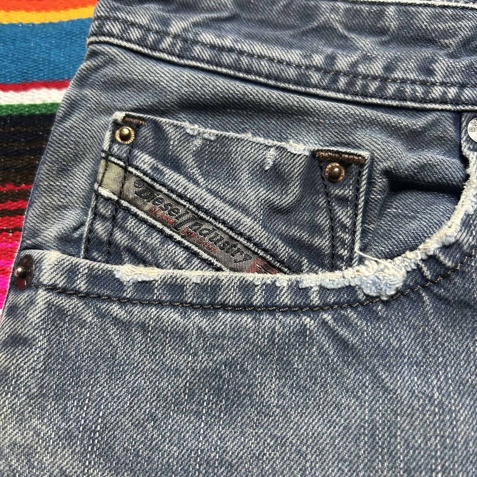 Diesel Larkee Jeans Size 32×32 Blue Denim Faded Regular Straight Y2K Hemmed