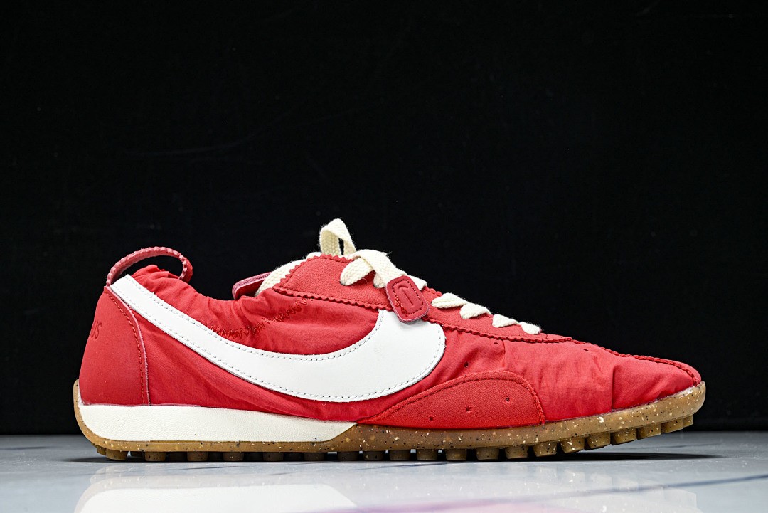 HV8547-600 N*ke Moon Shoe SP Jacquemus University Red Unisex Athletic Shoes Size