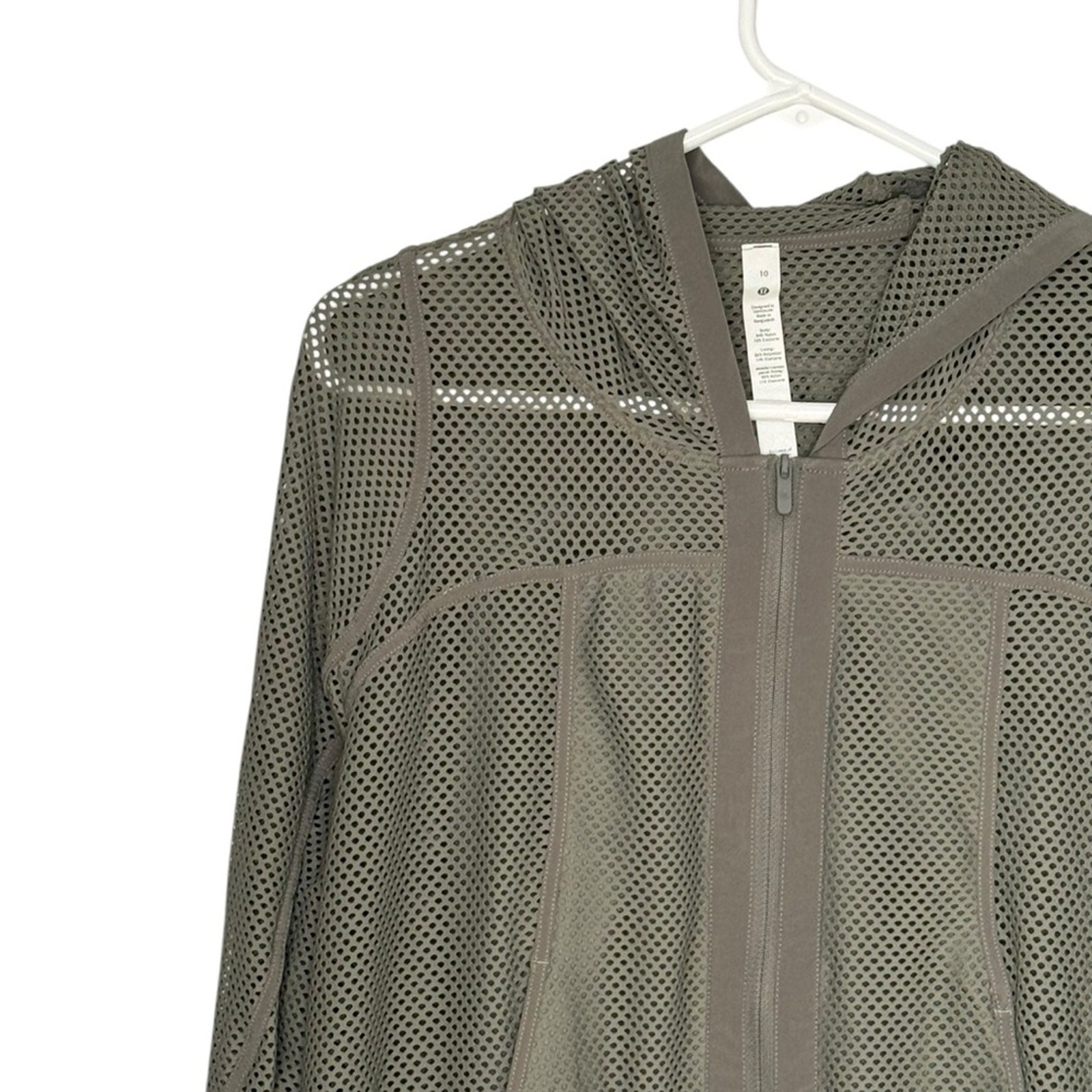 LuLuLemon 10 Green Nylon/Elastane Long Sleeve Mesh Relaxed Fit Hooded Jacket