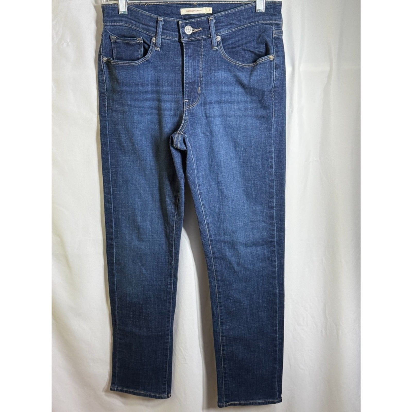 Levi’s Women’s Classic Straight Jeans Size 4 Dark Wash Blue Denim