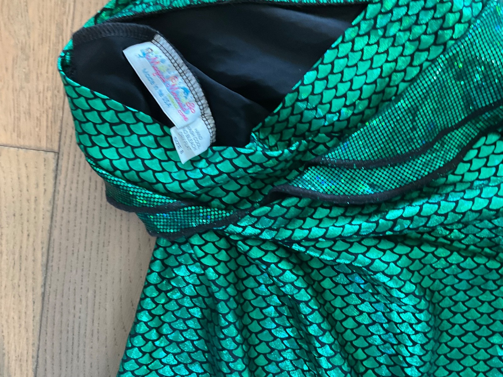 2 Mermaid Tails for Kids – Size Medium/8- EUC! Fin Fun & Magical Mermaid