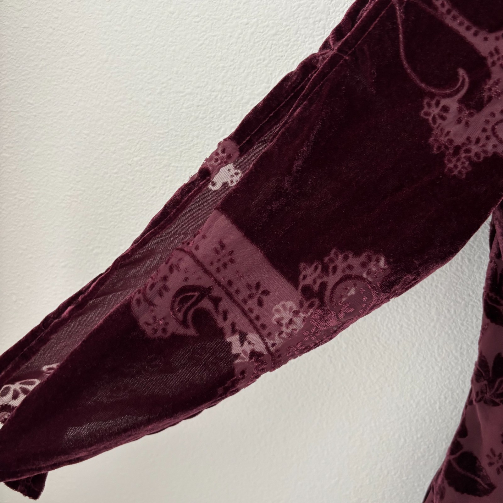 Vintage Fashion Bug Top XL Burgundy Floral Velvet Burnout Whimsigoth Fairy Y2K