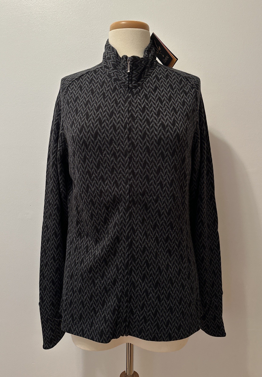 NEW! IBEX Juliet Jacket Women’s XL Merino Wool Gray Black Jacquard Full Zip $160