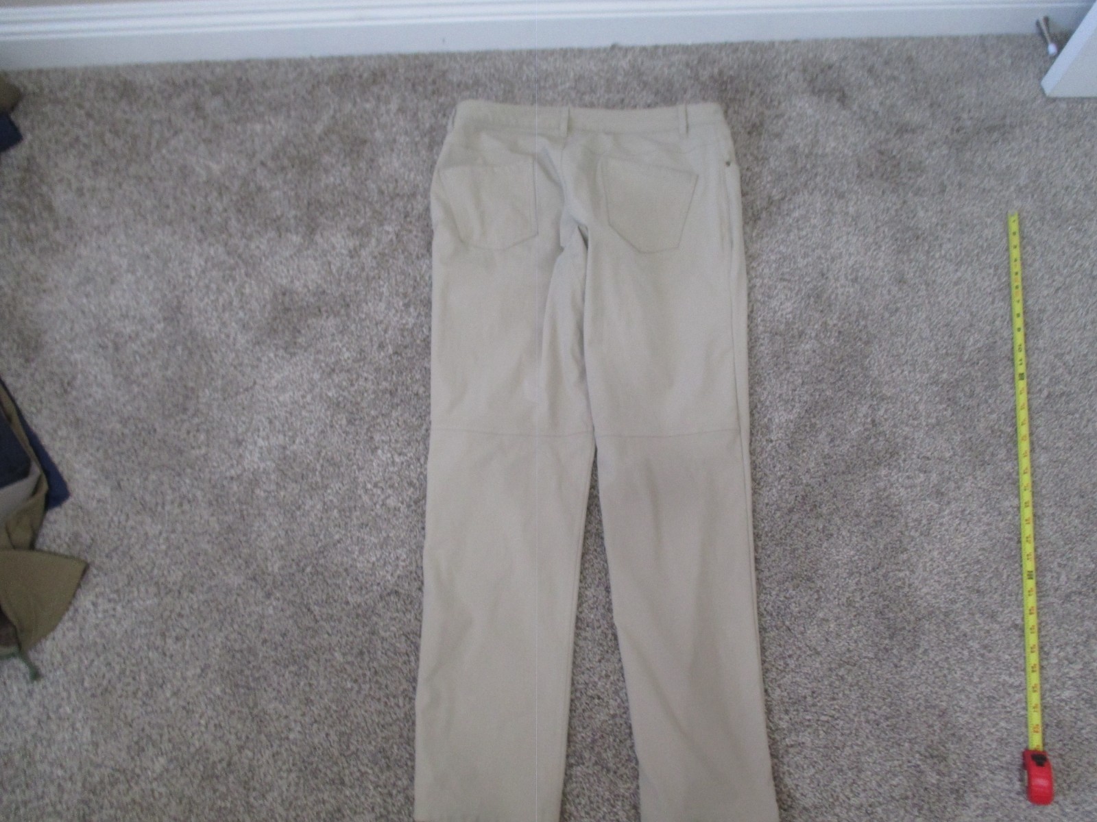 Lululemon ABC Men’s Slim Tapered Stretchy Chino Pants Beige 36×33 5 Pocket