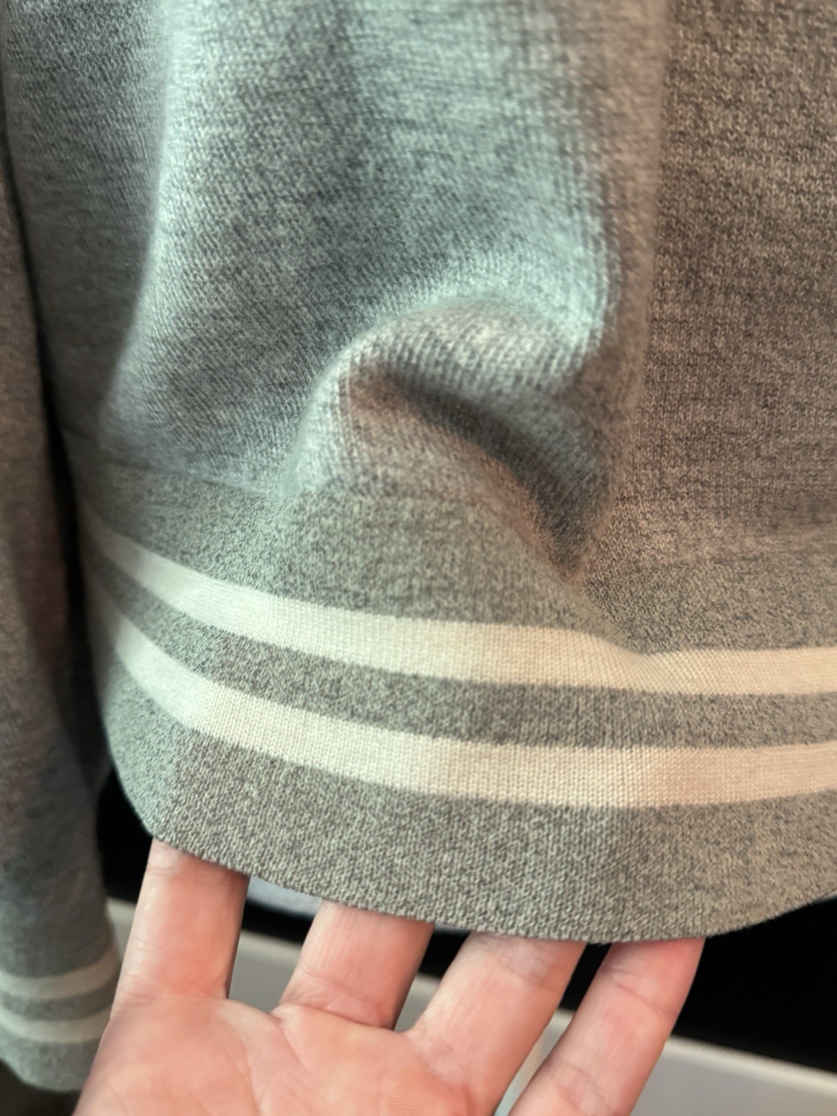Rag & Bone BE KIND Gray Knit Sweater Size Large Designer Crewneck Excellent C