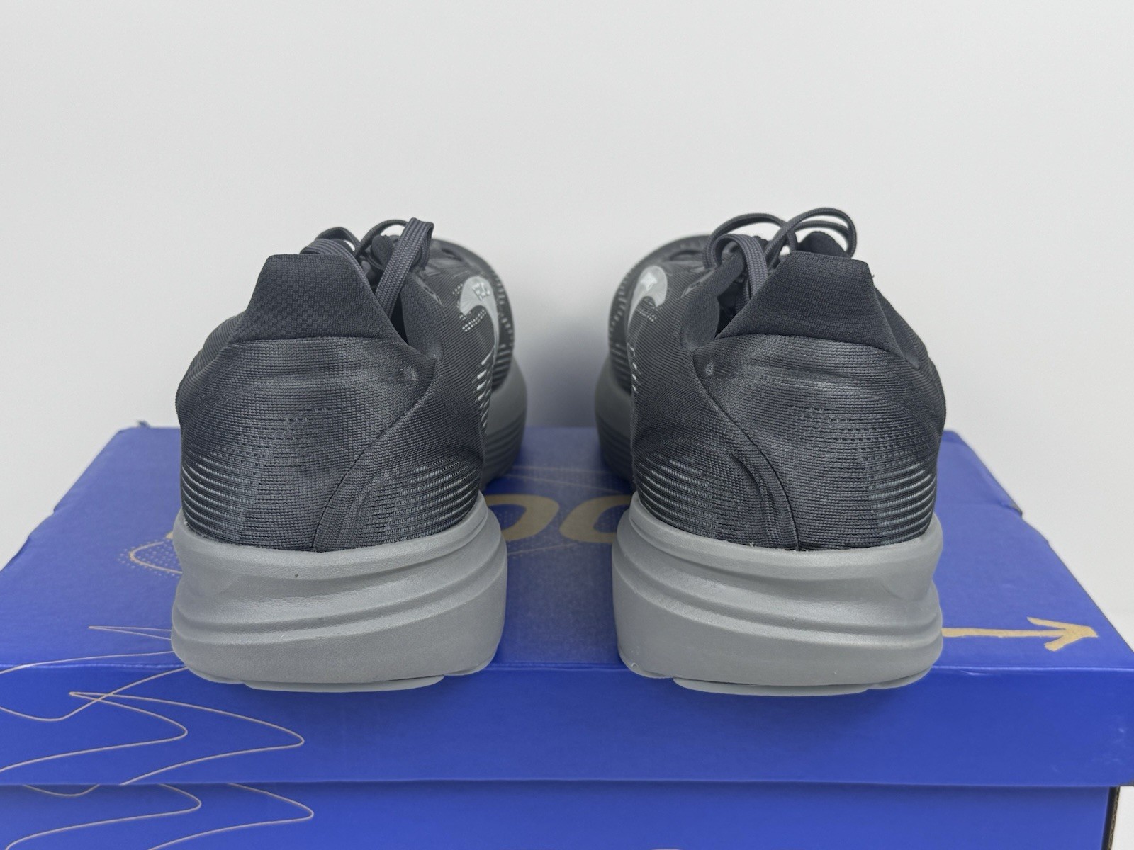 Brooks Revel 8 Running Shoes Men’s Size 13 2E Wide Primer/Blackened Pearl 110468