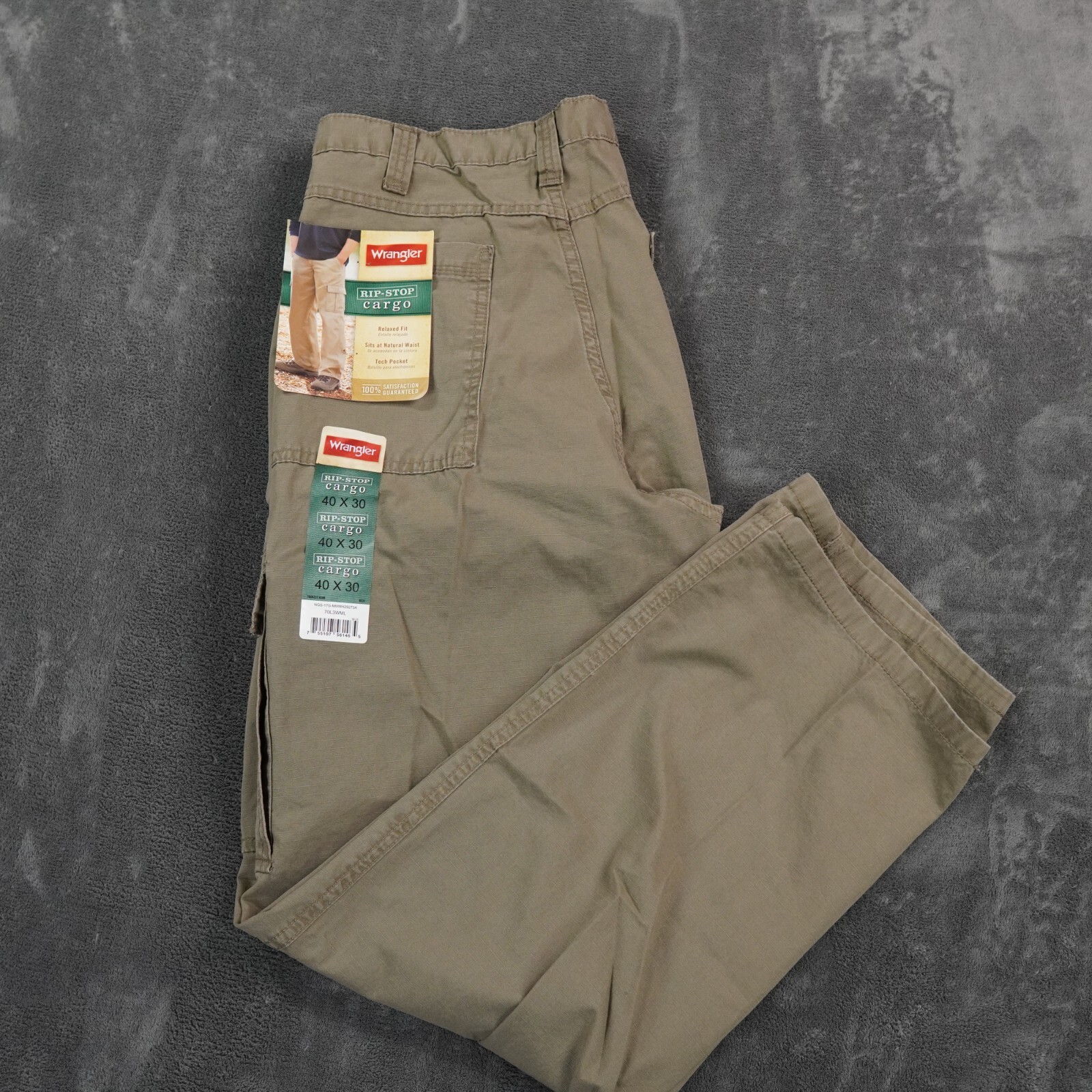 Wrangler Cargo Pants Mens 40×30 Khaki Rip Stop Relaxed Fit Carpenter Work Tech