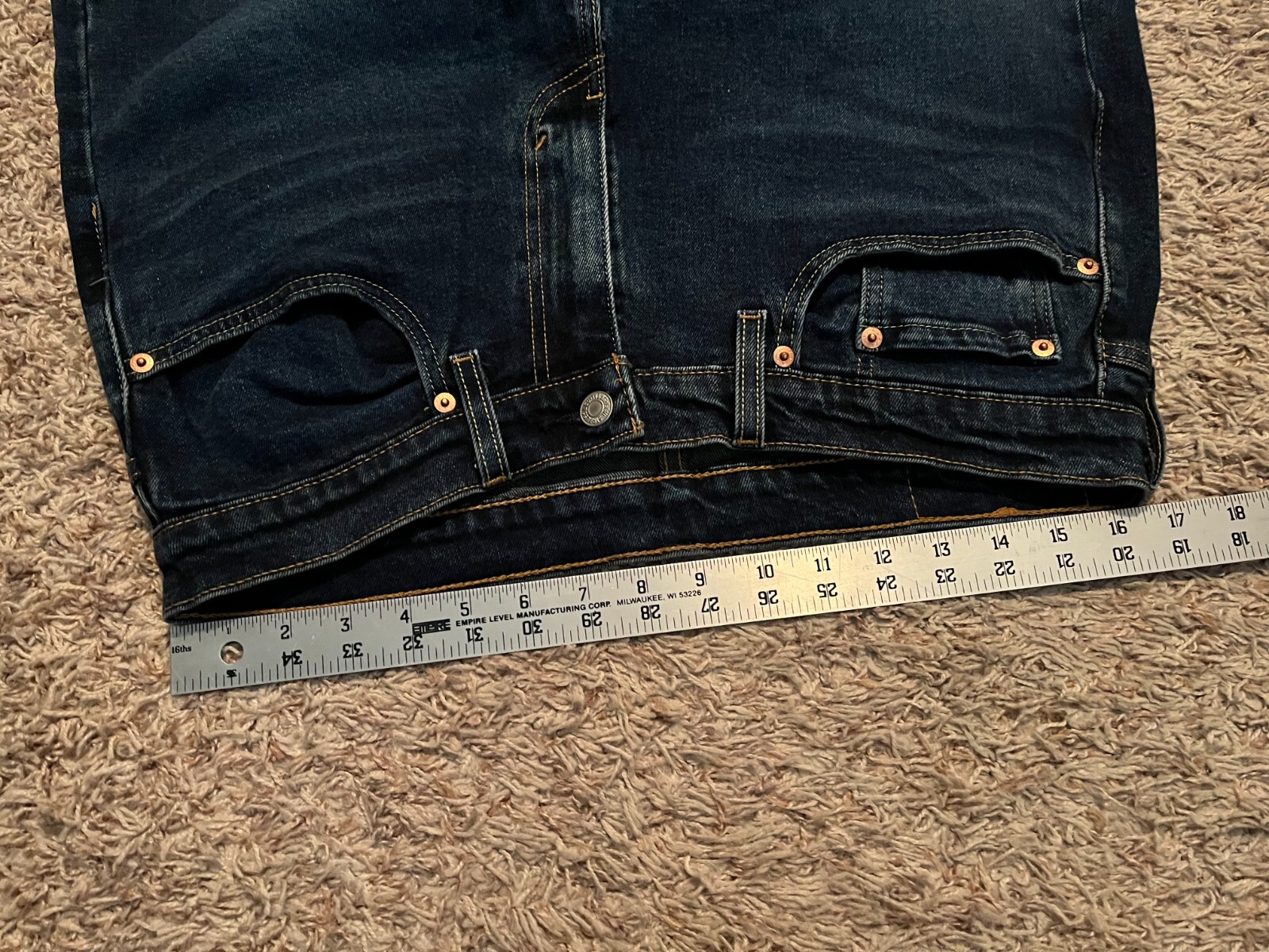 Levi’s 502 Jeans Regular Tapered Mens tag=32×32 (MEASURED 33×30) (9346)
