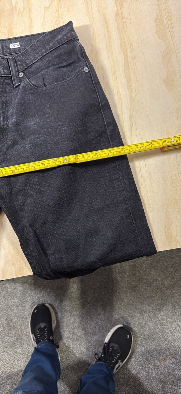 Levi’s Men’s Black Dark Wash Denim Jeans Slim Fit Straight Leg Mid Rise