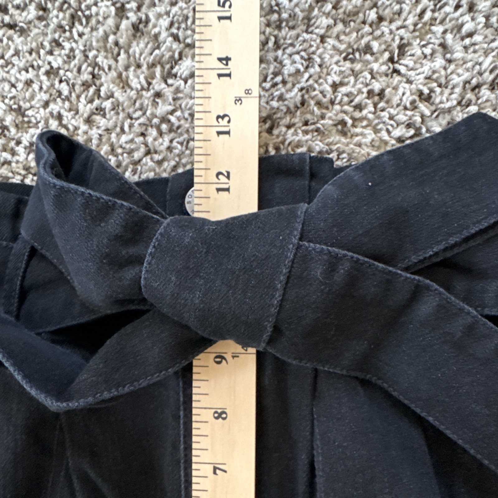 Something Navy Women’s June High Rise Toe Waist Tapered Denim Jeans Size 2 Black