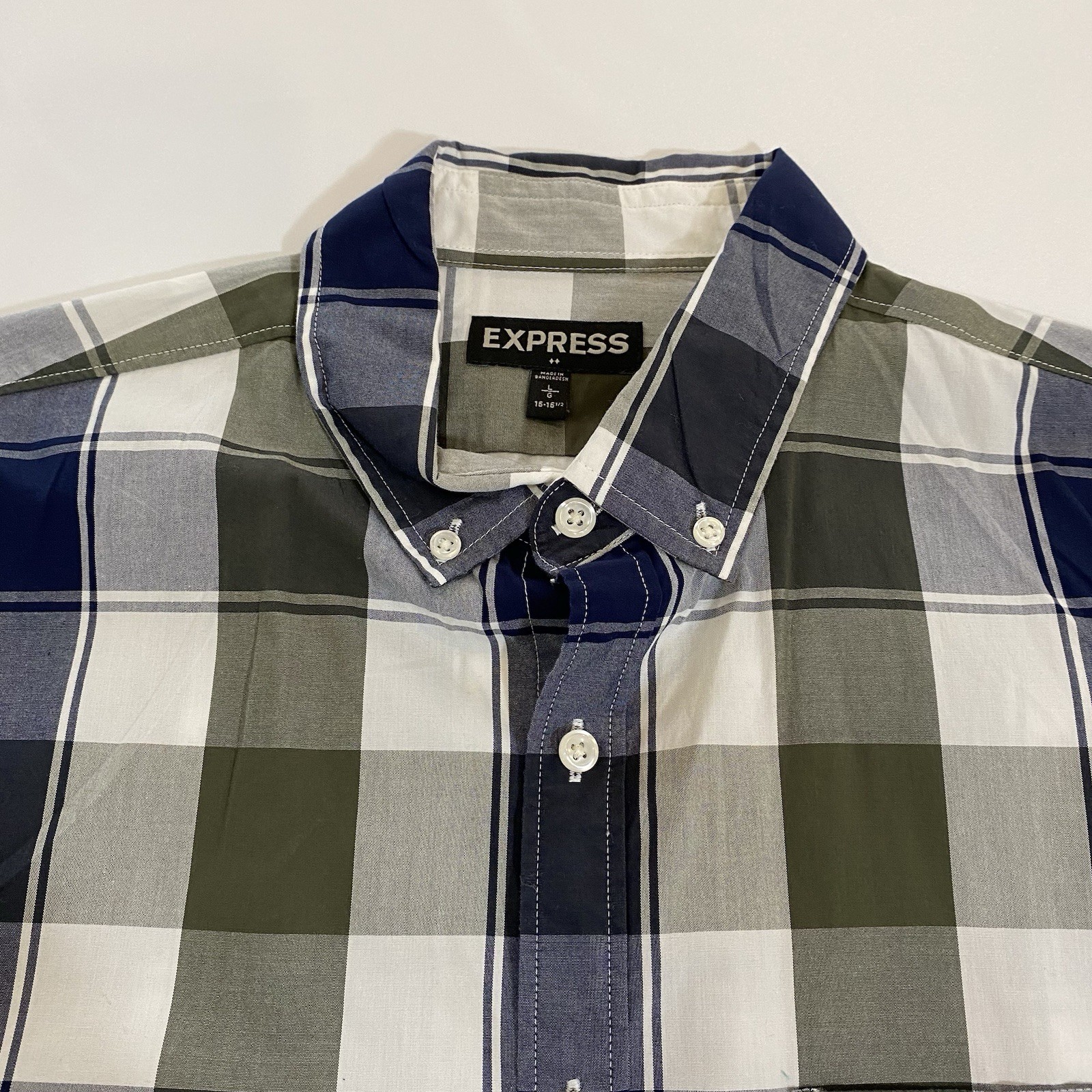 Express Modern Fit Men’s Plaid Long Sleeve Button-Down Cotton Shirt L