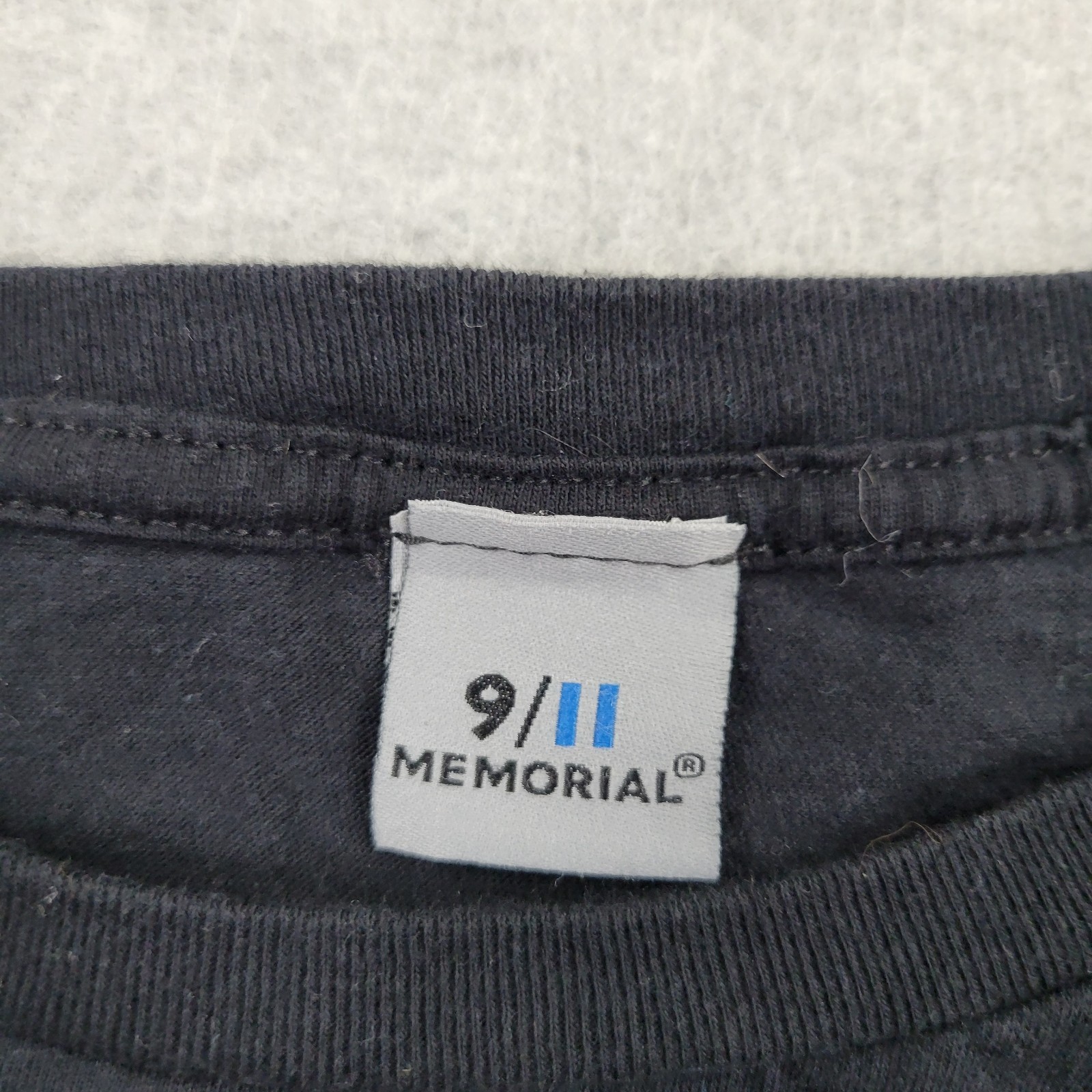 9/11 Memorial Shirt Mens 2XL XXL Black In Darkness We Shine Brigthest Official