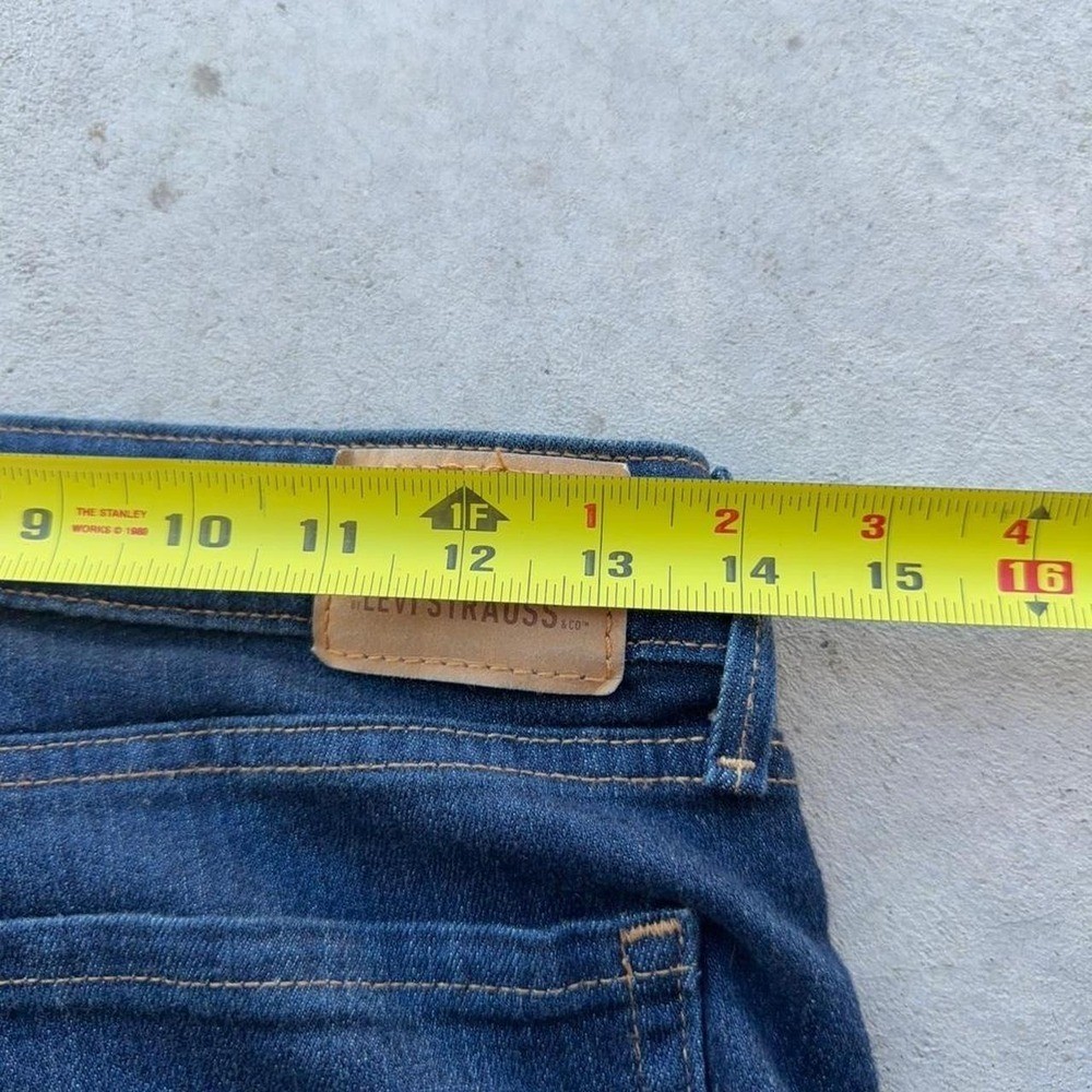 Mid-rise bootcut Levi’s jeans