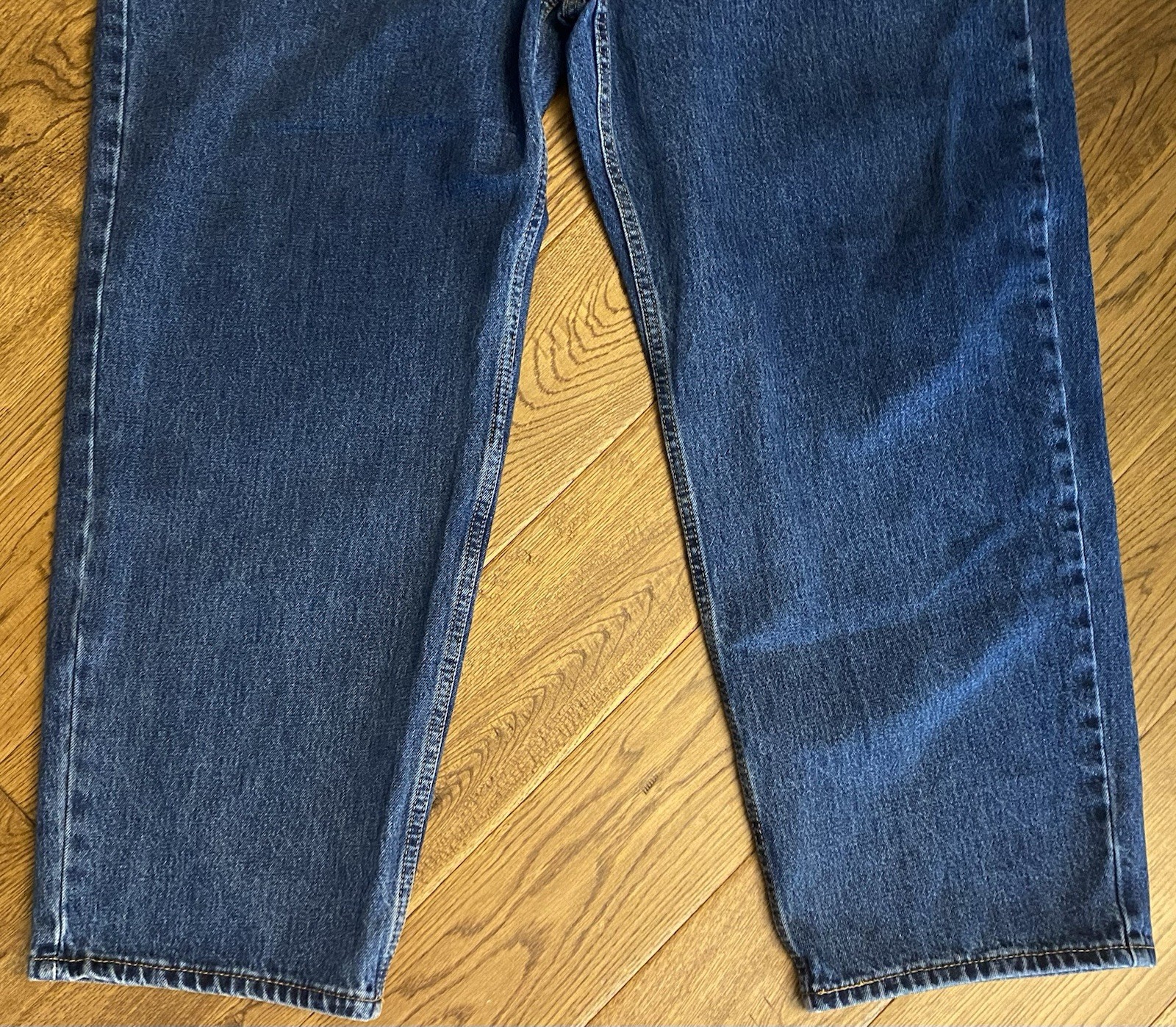 LEVI’S 550 Denim Jeans 46 x 29 Relaxed Fit Zip Fly Medium to Dark Wash Mens