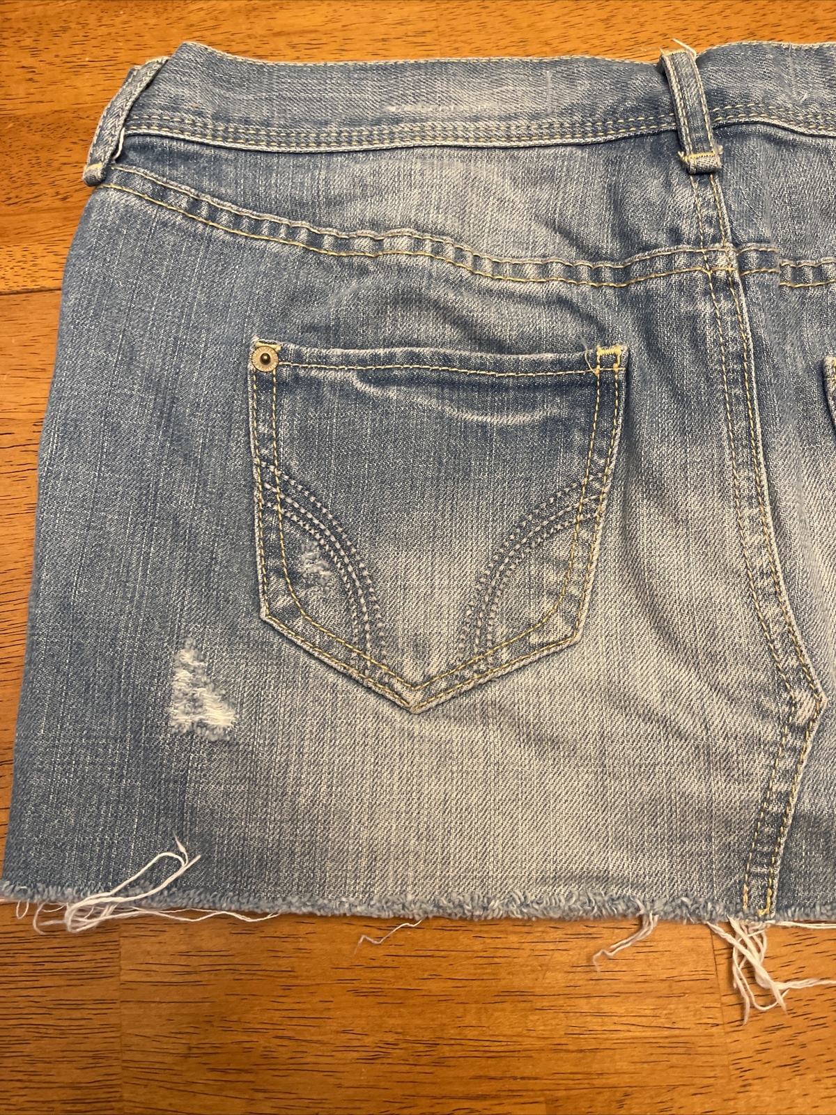 Hollister Womens Sz 5denim Jean Skirt 16” Wst Flat 11 1/4” Wst To Hem Distressed