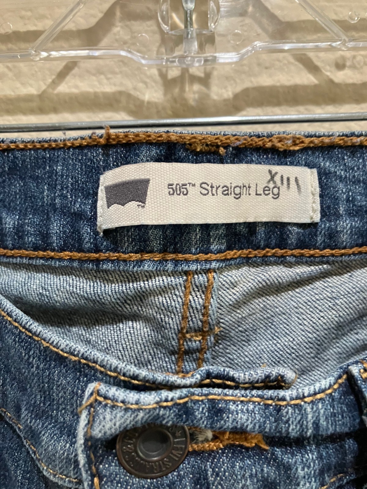 Levi’s 505 Straight Leg Jeans Blue Mid Wash Stretch Classic Denim Women’s 8M