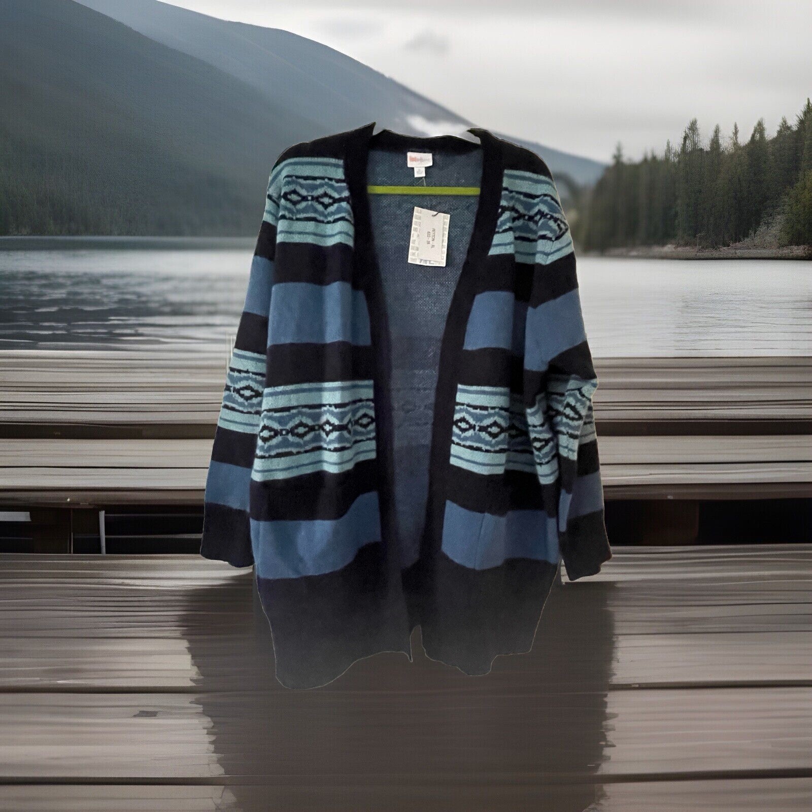 LuLaRoe Peyton Stripes Print Shades Of Blue Cardigan XLargeNWT