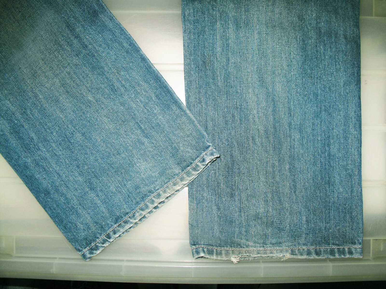 HOT Men’s DIESEL @ LARKEE 8B4 STRAIGHT DISTRESS Denim Jeans 32 x32 (Fit 33×32.5)