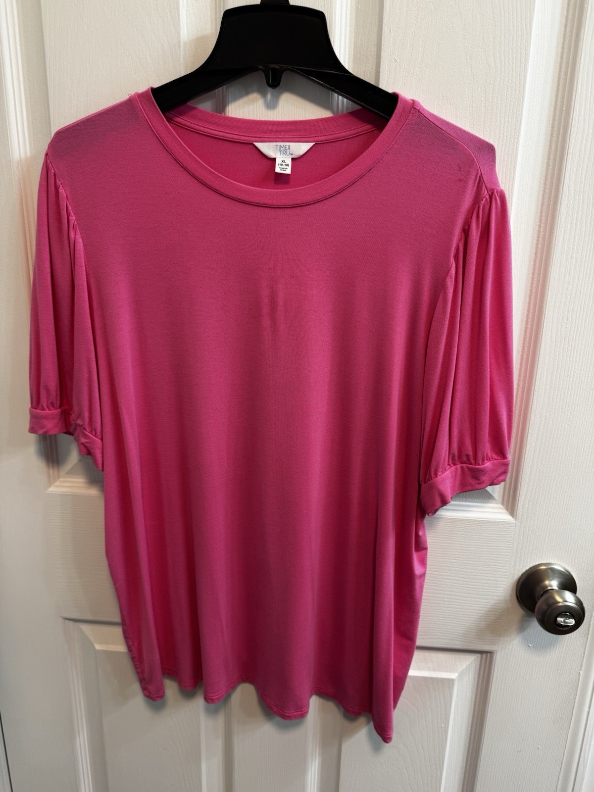 Time And Tru XL (16-18) Pink Short Puff Sleeve Round Neck Top Spot At Shoulder