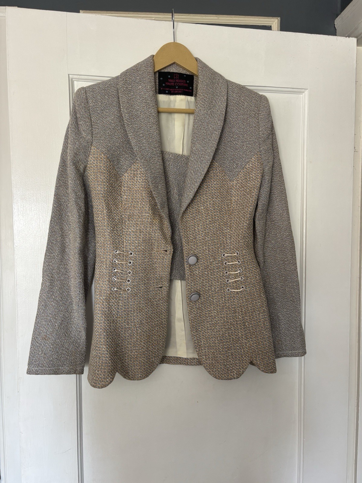MAX & CO. Beige/Gray Tweed Wool 2pc Skirt Suit Shawl Lapel 2-Button small