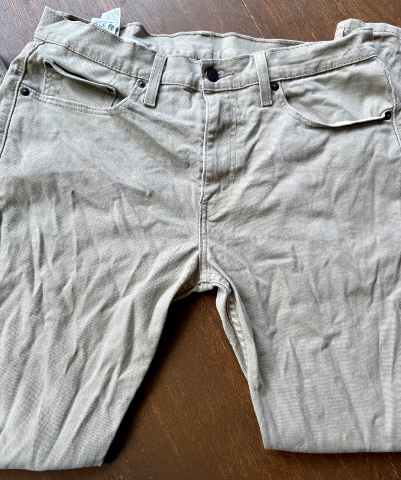 levi 502 32×32 TAN in good used condition