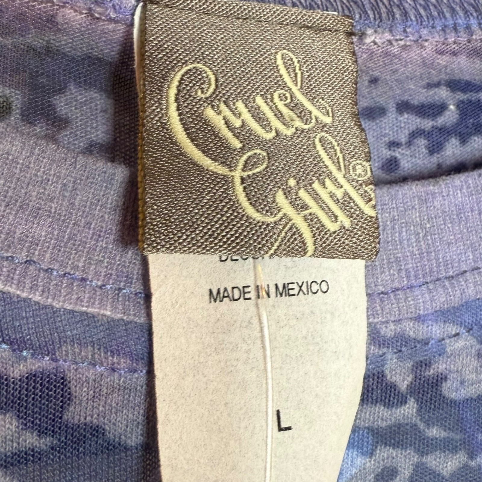NWT Cruel Girl shades of blue burn out crew neck tee – women’s Large