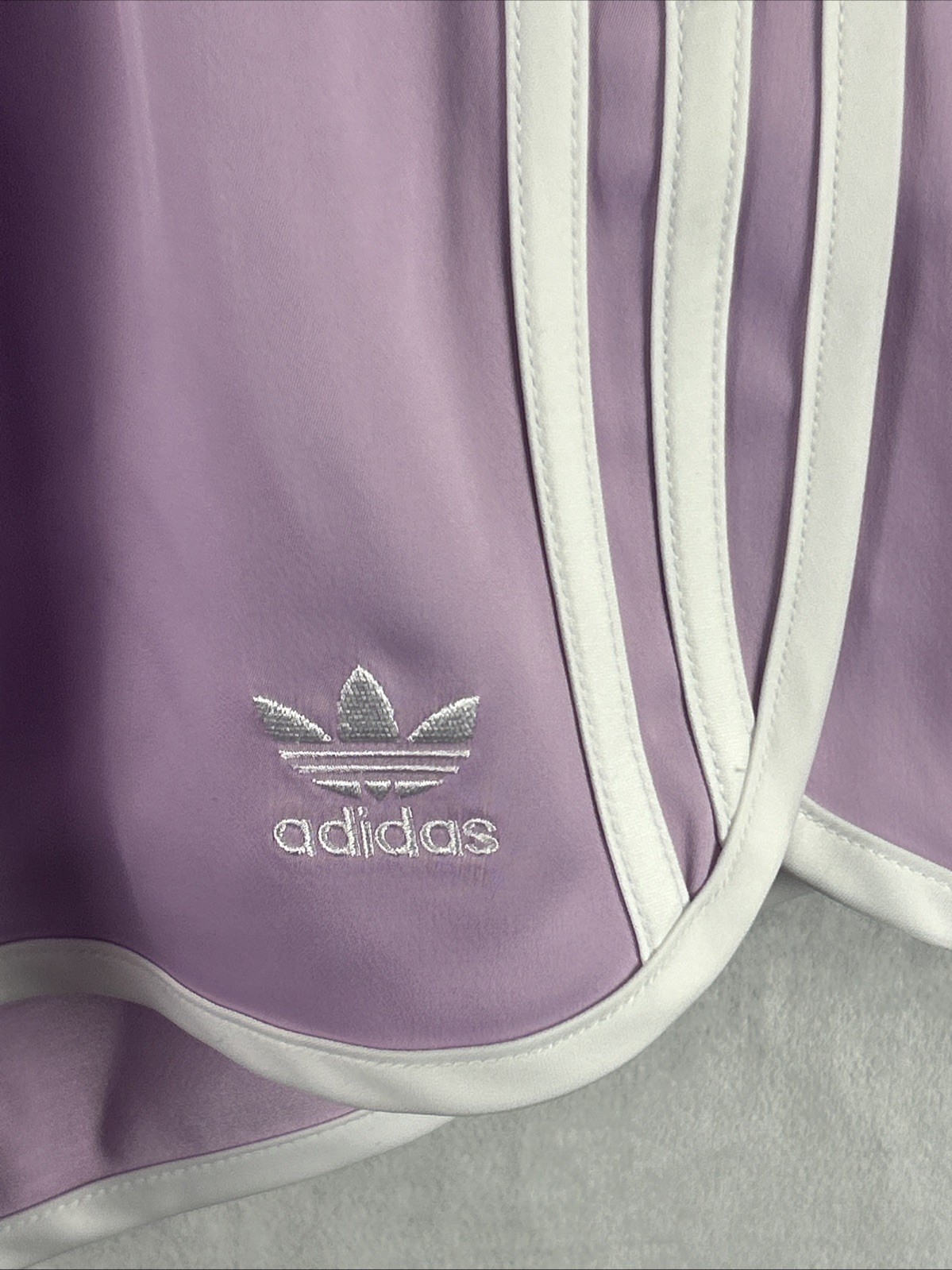 Adidas Originals Sprinter $40 Shorts Womens Small Purple 3-Stripes Elastic Waist