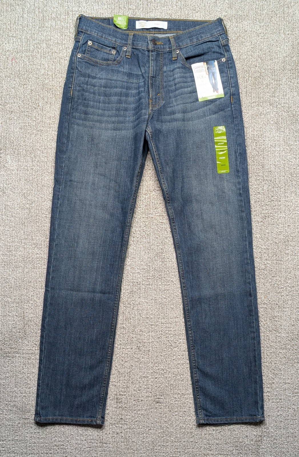 NWT Signature by Levi Strauss & Co Gold Label Men’s Relaxed Fit Flex Jeans 30×32