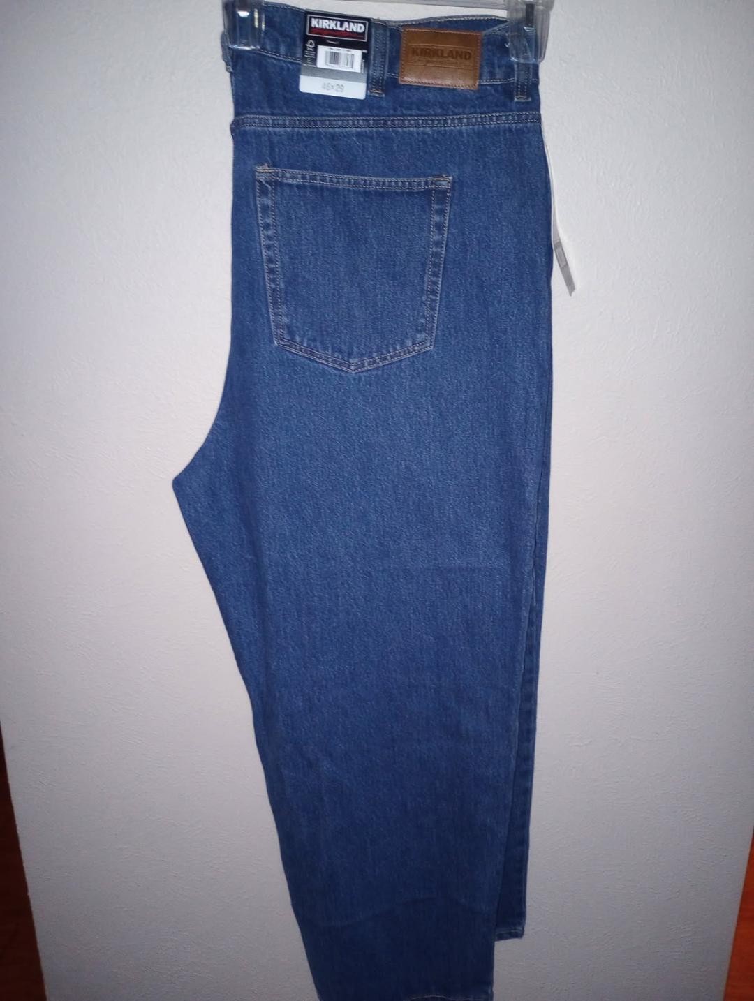 Kirkland Signature Men’s Size 46X29 Cotton Relaxed Fit Double Stitched Jeans NWT