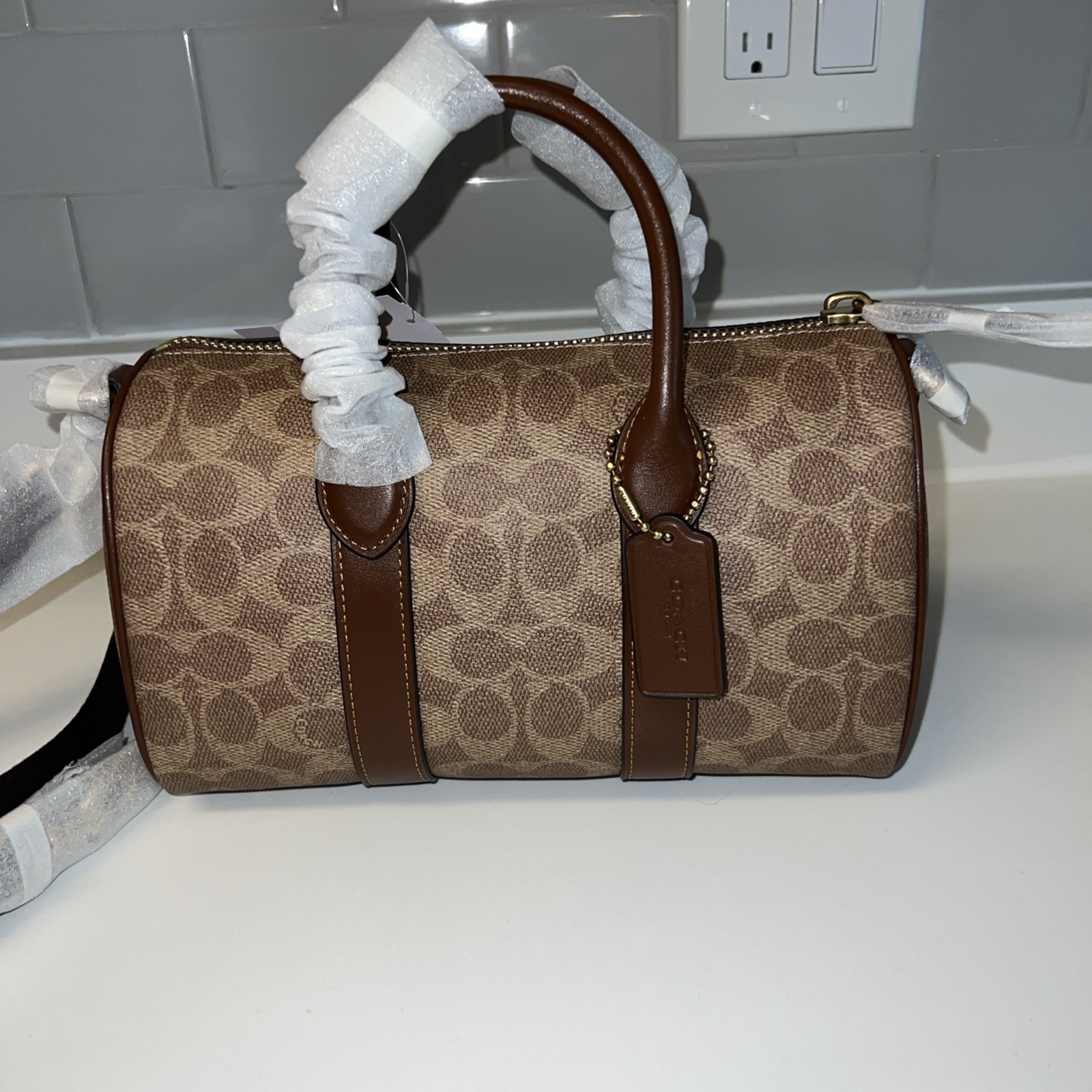 Coach Compass Bag 25 in Signature Canvas Brass/ Tan Multi. CCF49. NWT.