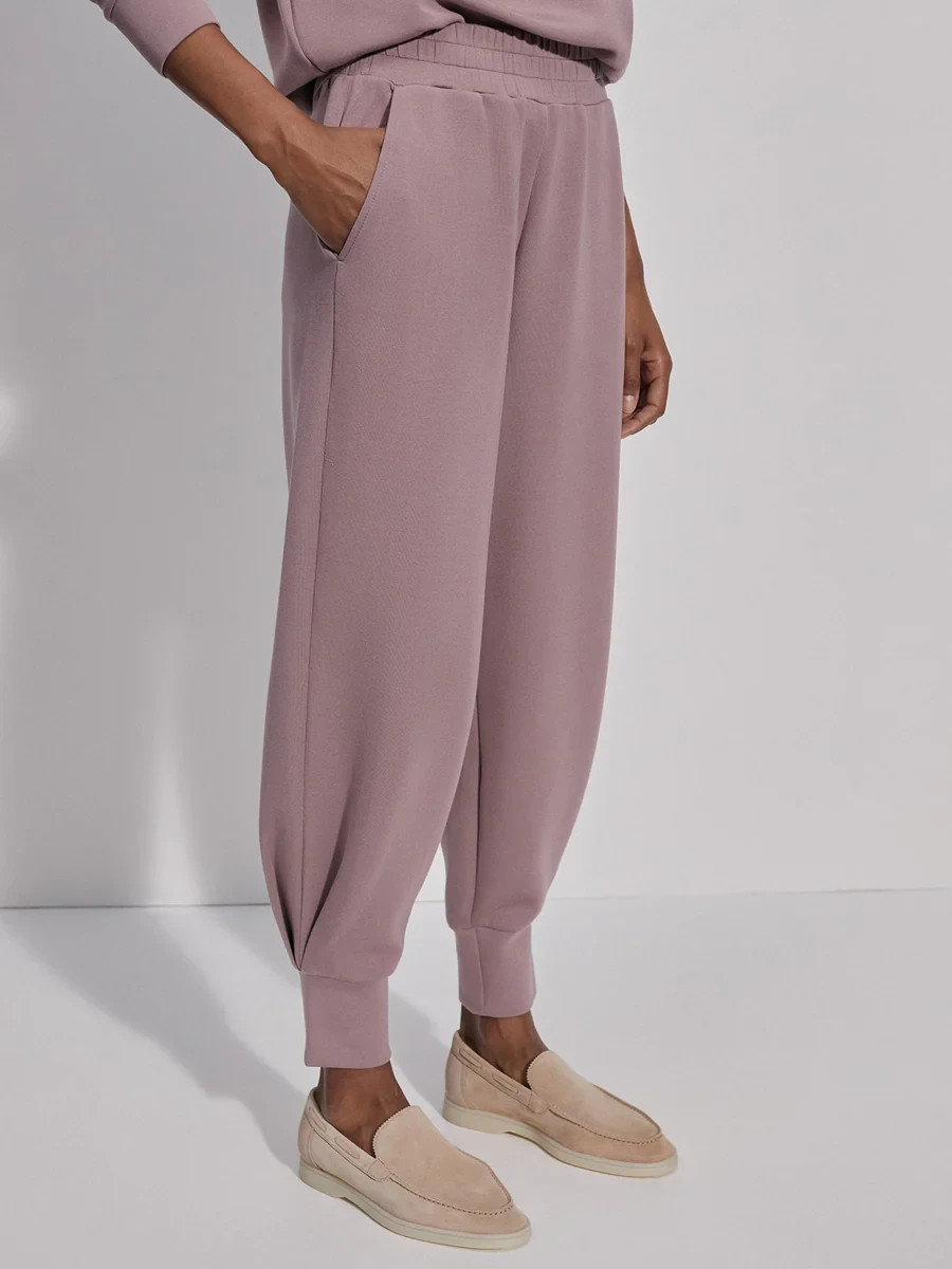 Varley The Relaxed Pant 27.5″ in Antler, Size Large