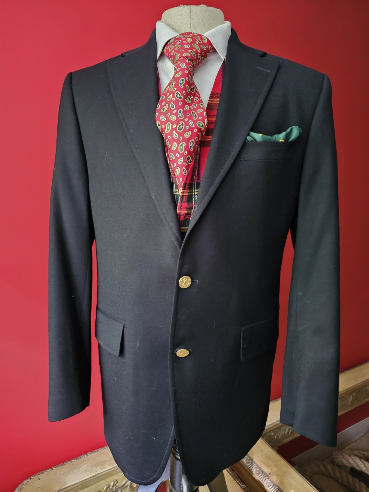 J PRESS PRESSTIGE – GOLD BUTTON IVY LEAGUE SPORT COAT – ROLLED LAPEL HOOK VENT