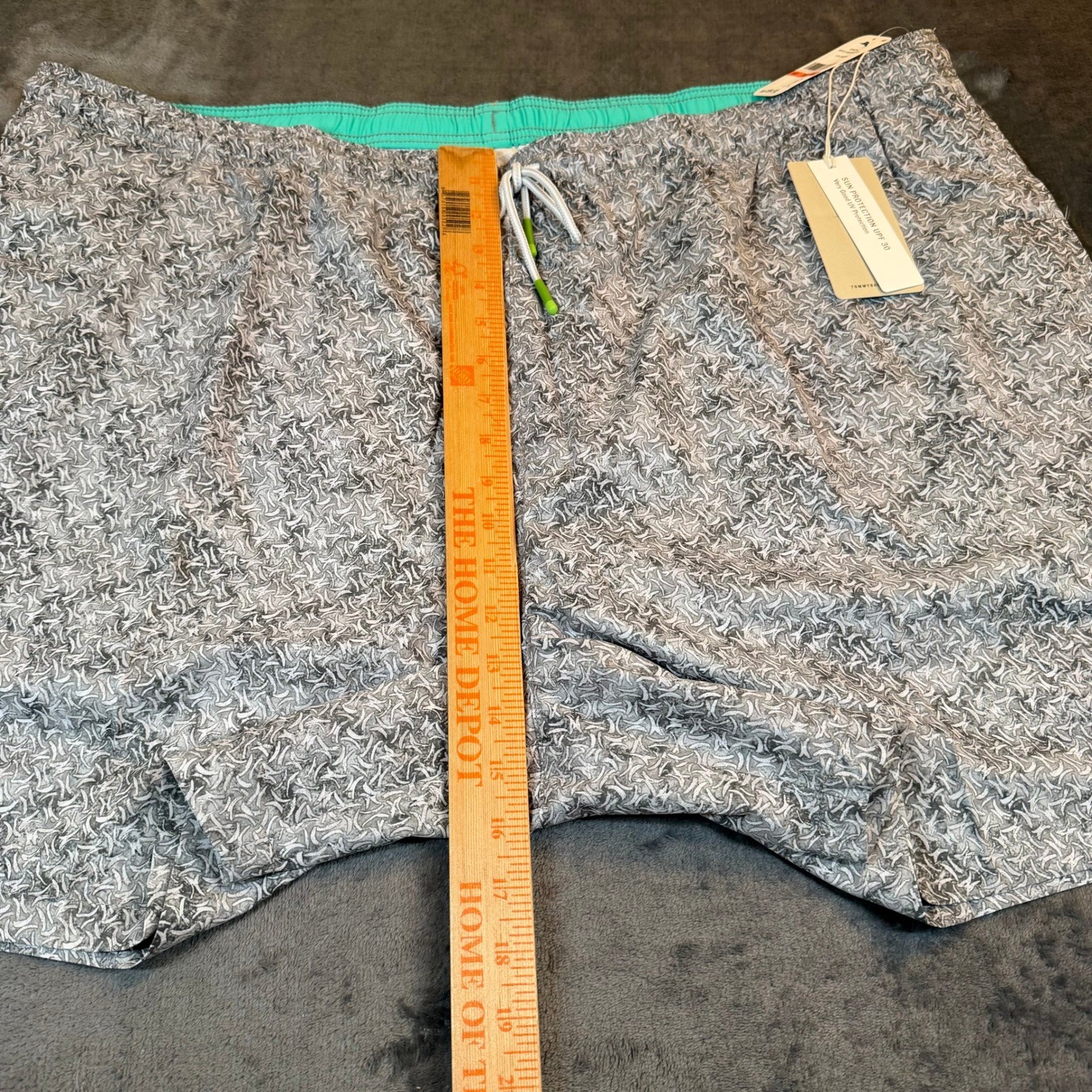 Tommy Bahama Naples Crescent Wave Swim Trunks Mens 3XL Big Gray UPF 30 NWT