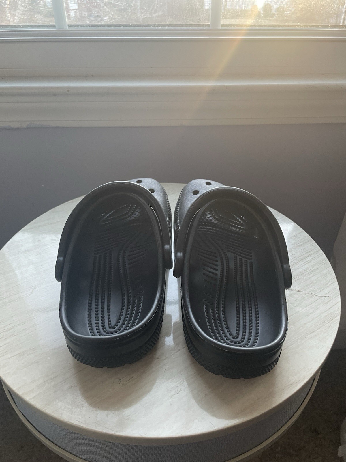 Crocs Unisex Classic Clog Black, Size US Men 4/Women 6