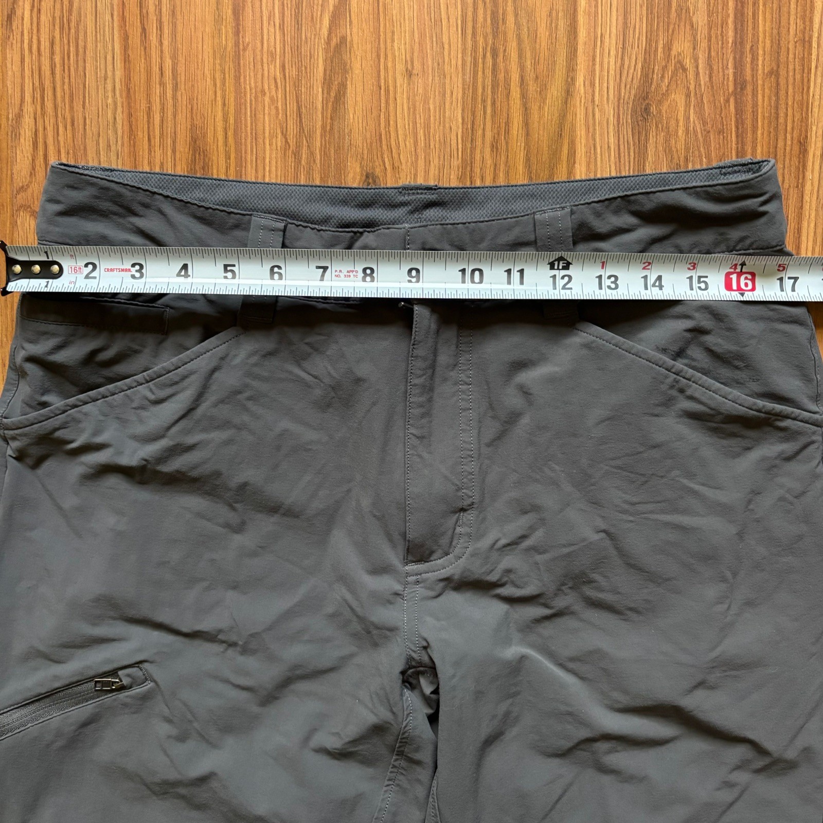 Men Patagonia Quandary Forge Gray Hiking Multifunctional Nylon Pants Size 32