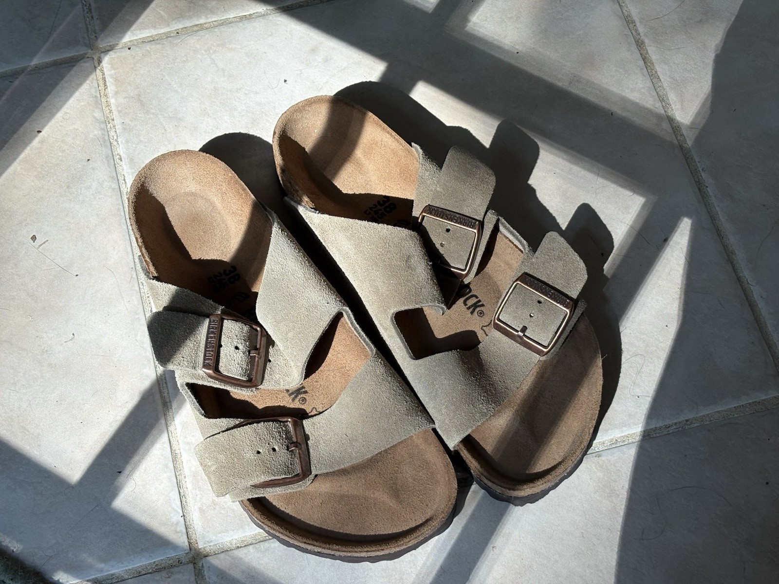 Birkenstock Arizona Taupe Suede Slide Sandals Buckle Adjustable Strap US 5.5
