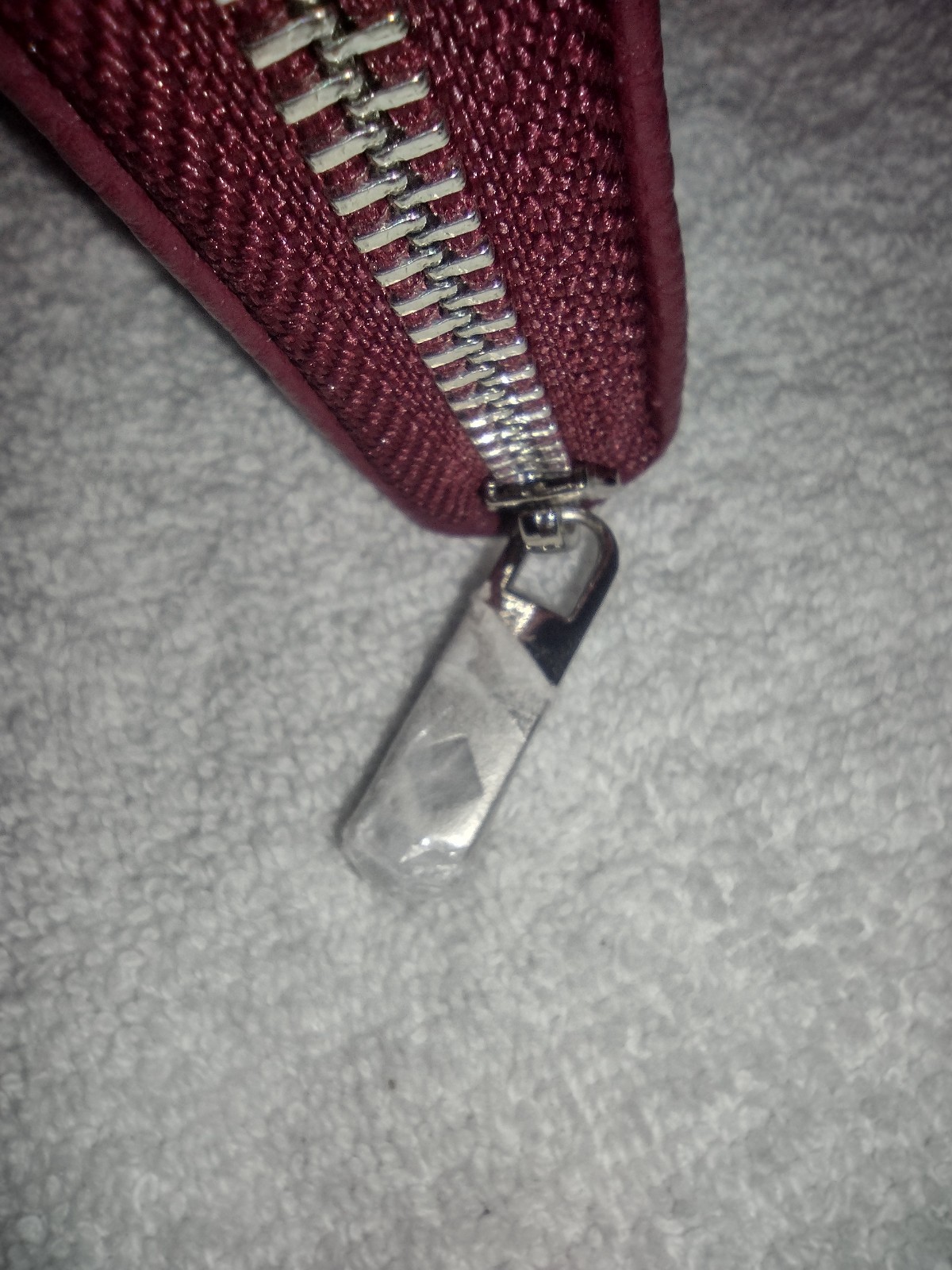 Thirty One All about the benjamins wallet, Burgandy color, NWOT