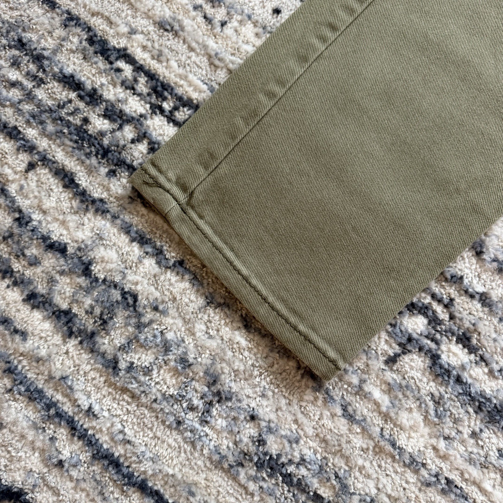 Levi’s 514 Jeans Men’s 33×32 Straight Fit Olive Green Denim 100% Cotton