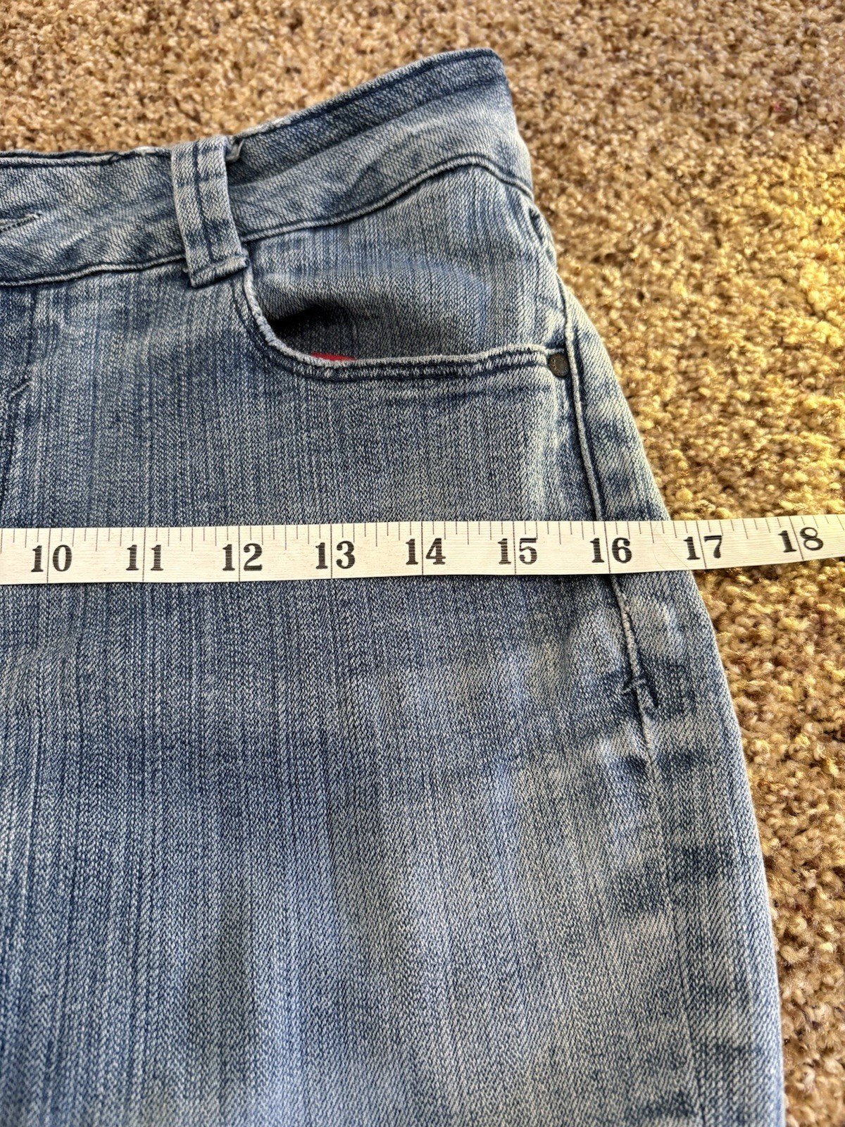 light wash mid/high rise straight leg sasson jeans size 6