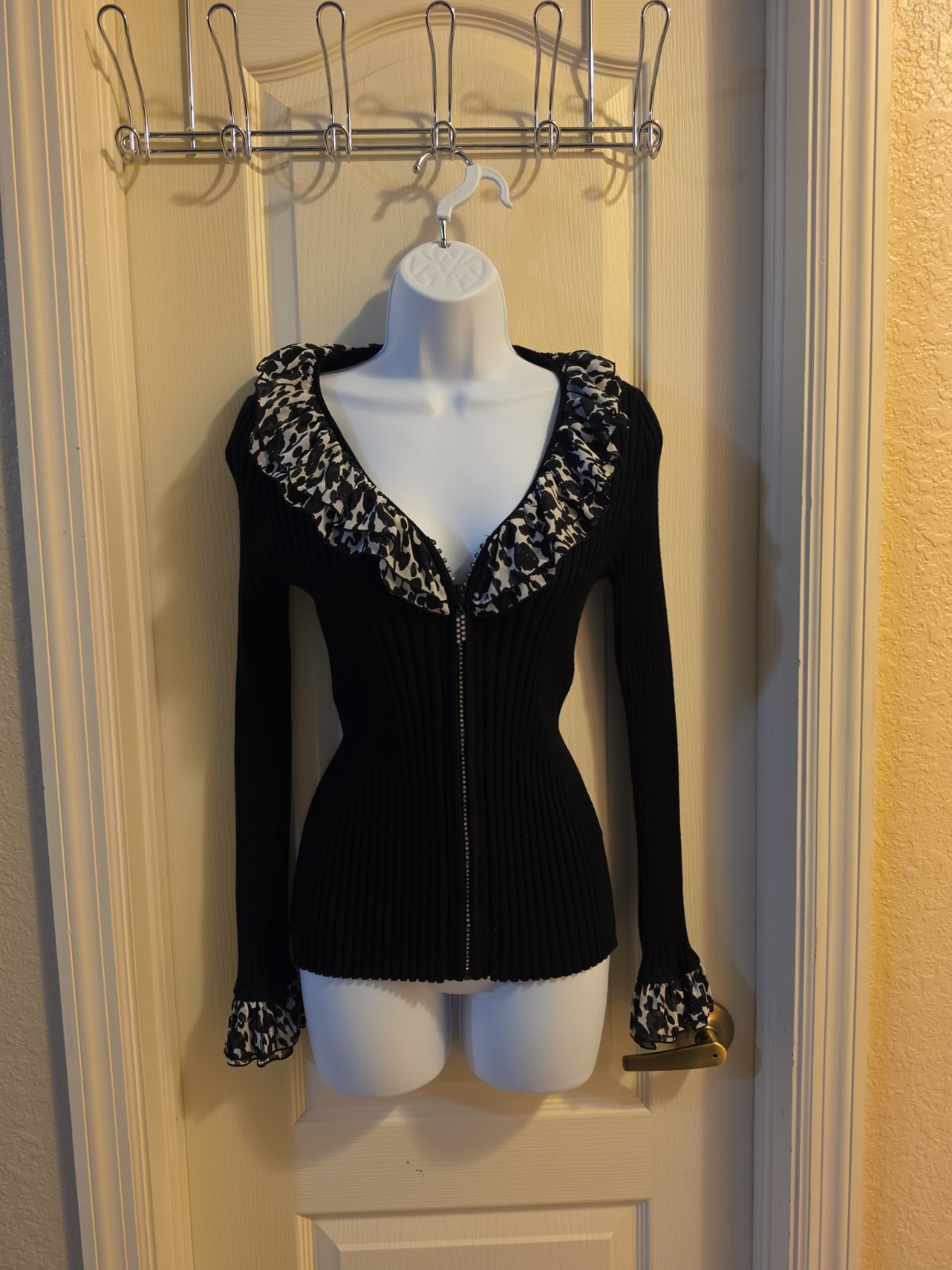 Beautiful Belldini Ribbed Viscose Fabric Sweater