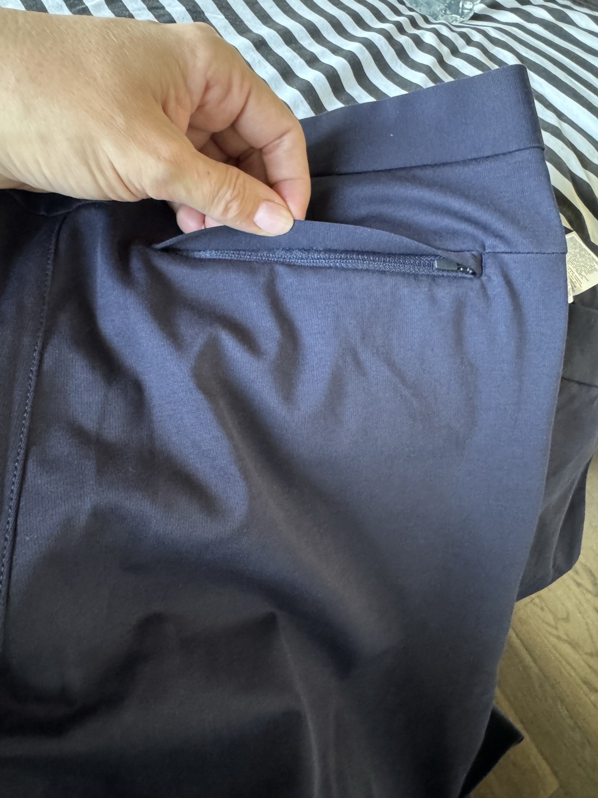 Banana Republic Men’s Stretch Slim Fit Flat Front Pant, 32×34, NAVY Blue, NEW