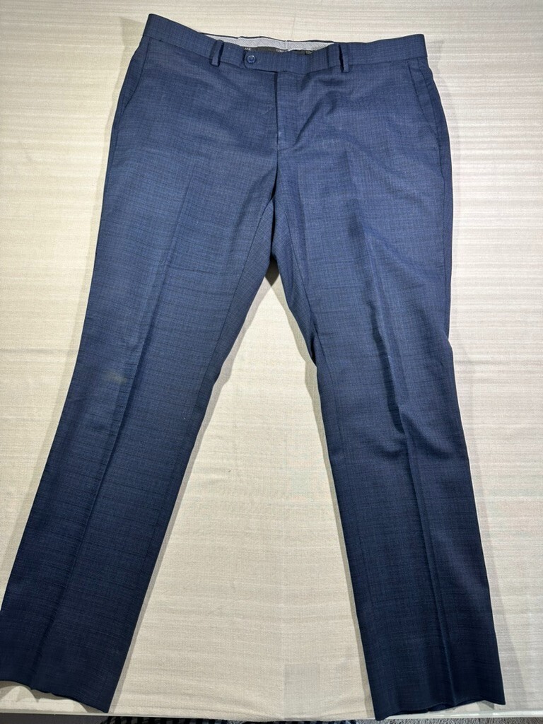 Lineage Men’s 2 Pcs Size 46L Suit / 40×32 Pants Navy Blue Color Mint cond #1089