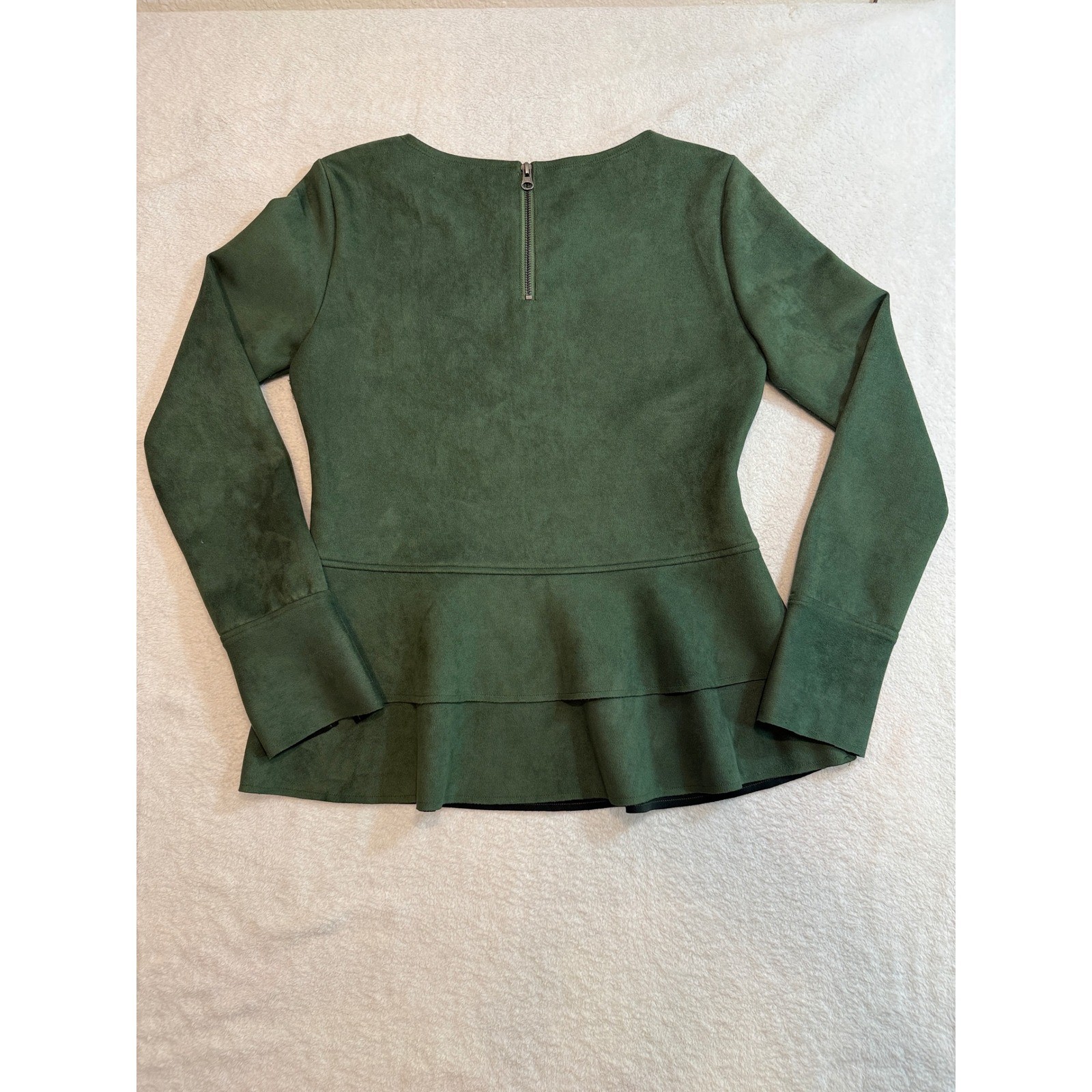 209 West 38 New York Womens Green Faux Suede Peplum Blouse Long Sleeve Small